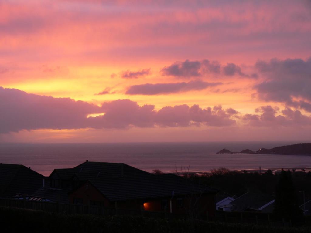 Clyne Farm Centre Villa The Mumbles Eksteriør billede